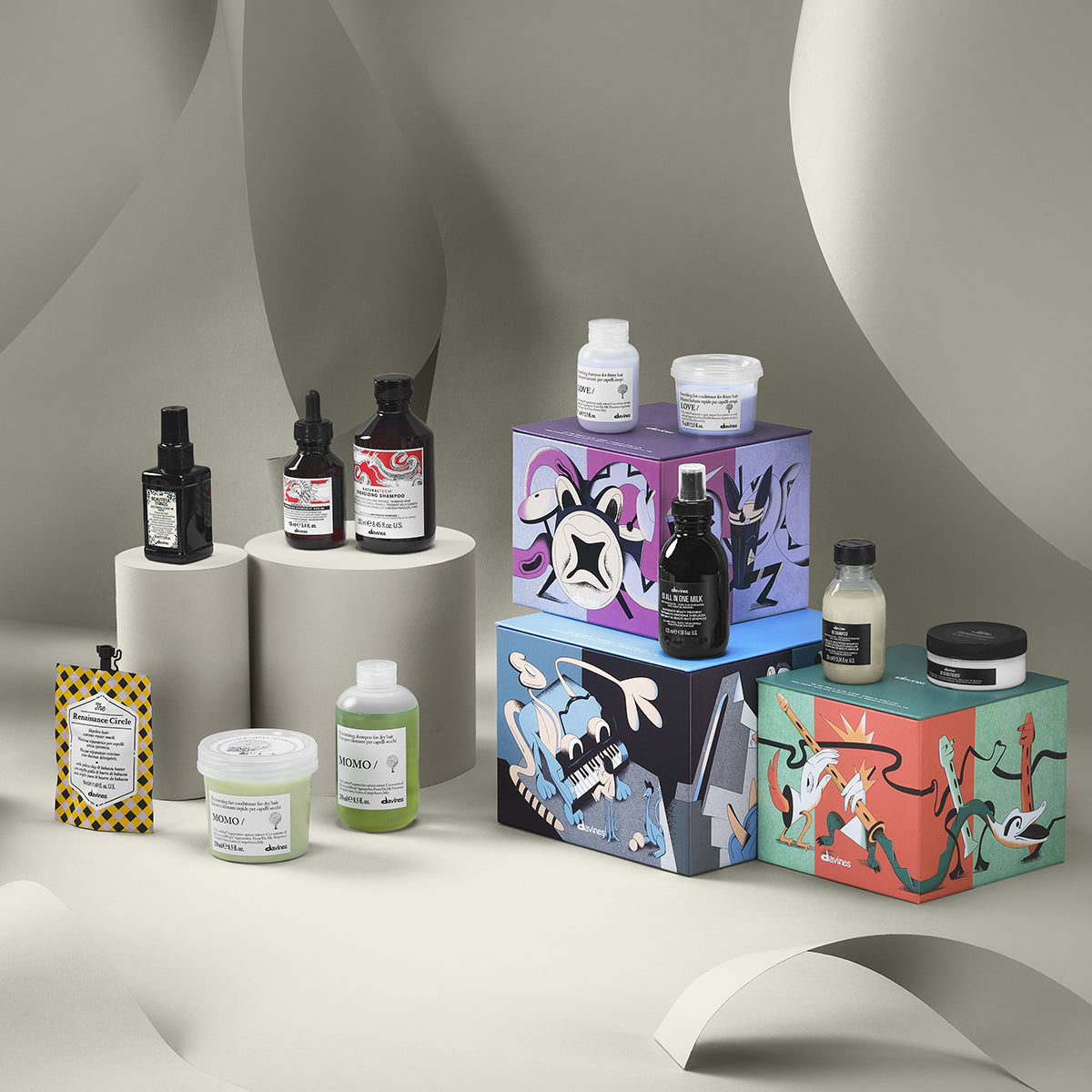 
Davines Flute Set - The perfect extraordinary beauty set for amazing shine and beauty to the hair. 