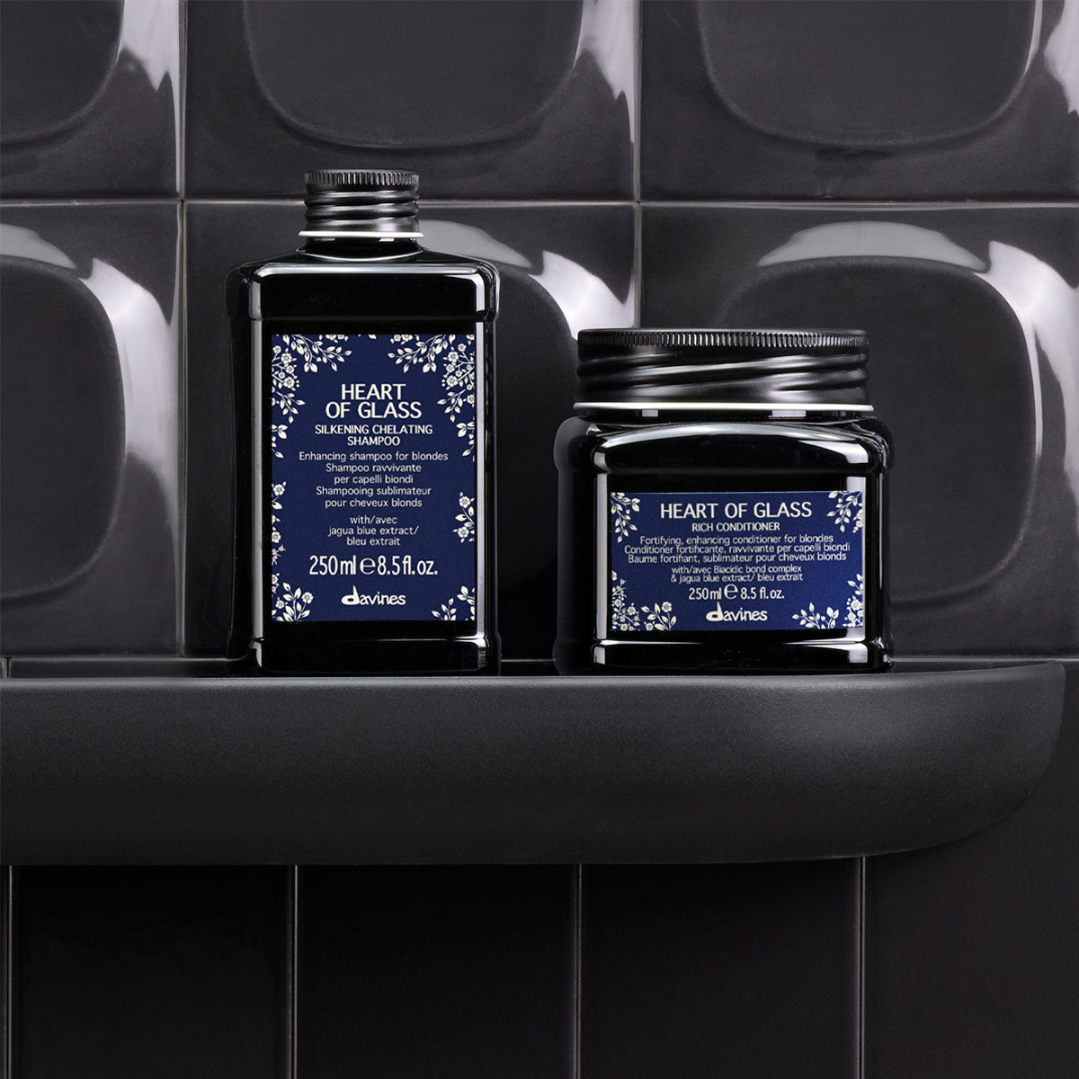 
Davines HEART OF GLASS Rich Conditioner - Fortifying, enhancing conditioner for natural or cosmetic blondes