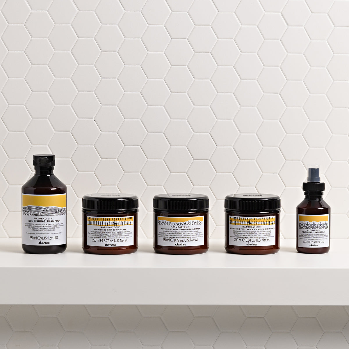 
Davines NOURISHING Shampoo - Nourishing shampoo for dehydrated scalp and dry, brittle and damaged hair
