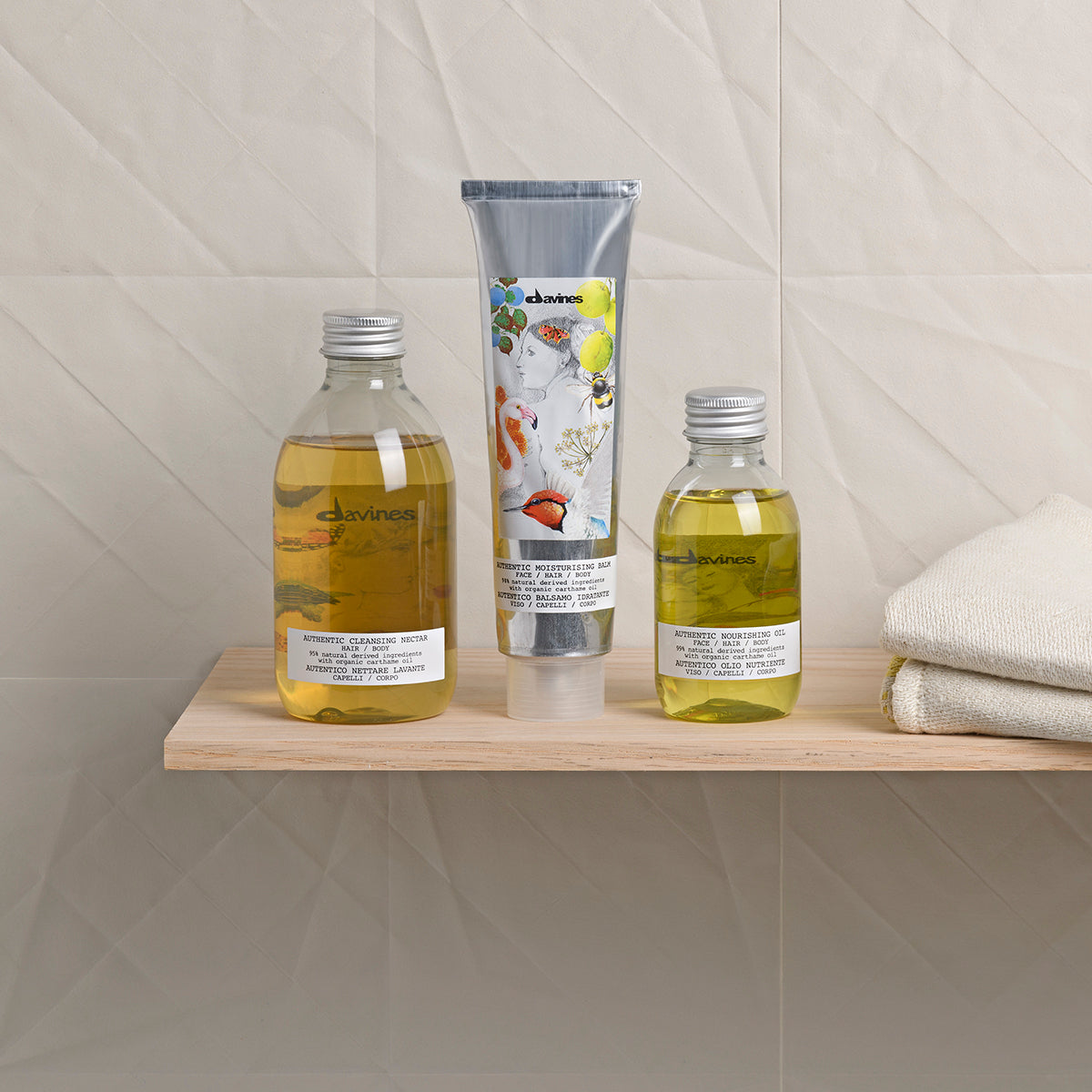 
Davines Cleansing Nectar - Multi-function oil texture shampoo for all hair and skin types