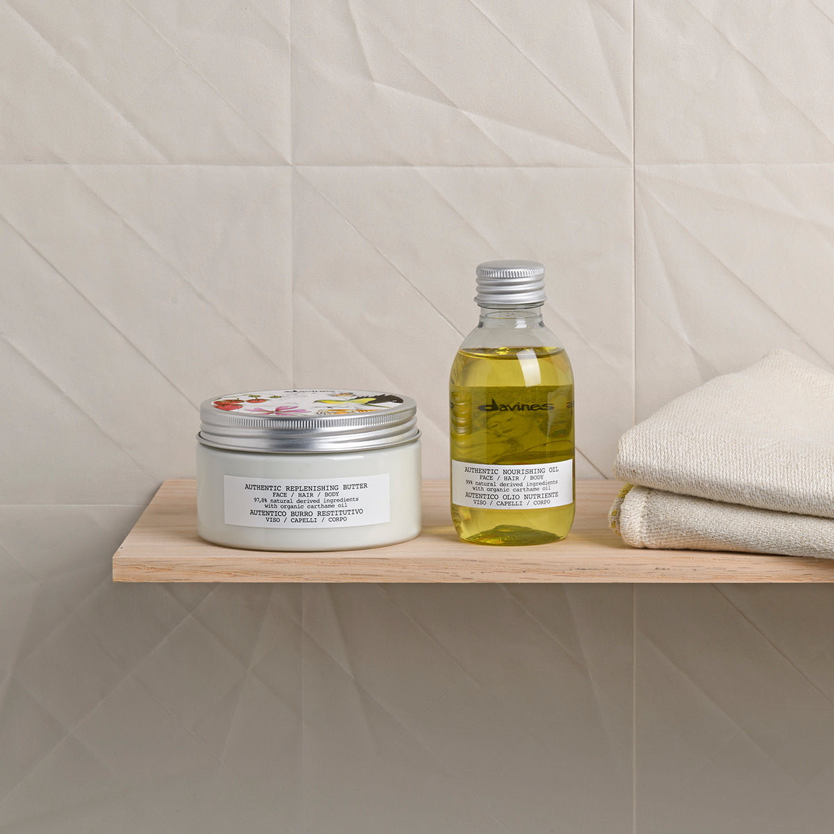 
Davines Replenishing Butter - Deeply moisturizing butter for all hair and skin types