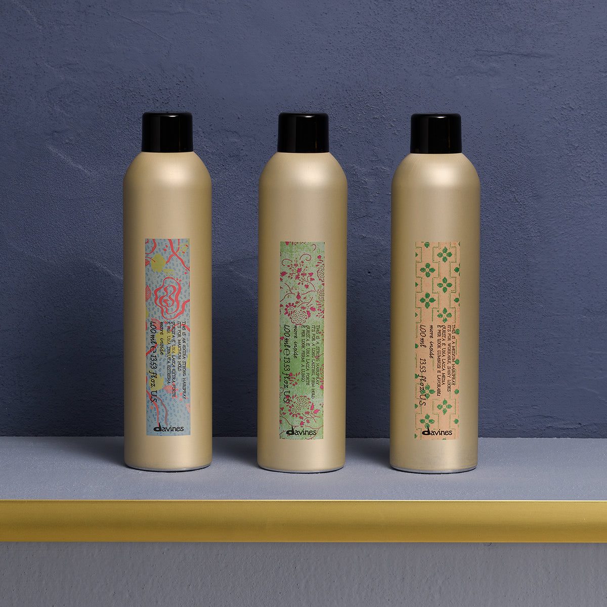 
Davines This Is A Medium Hairspray - Styling hairspray for medium-hold, reworkable looks